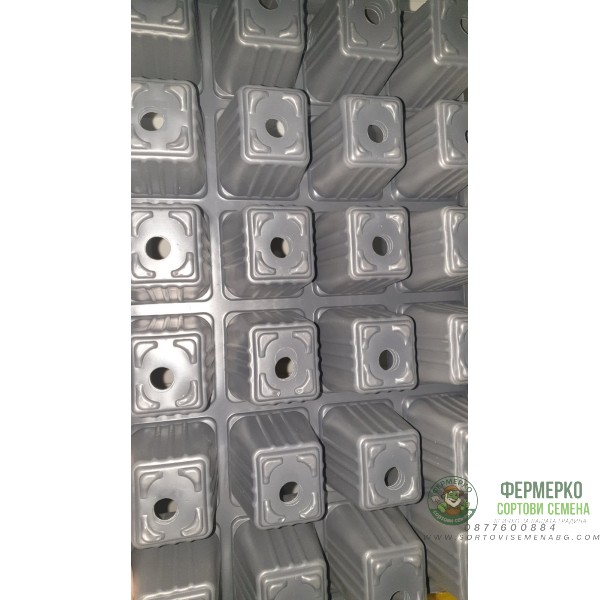 Табла за разсад 24 гнезда