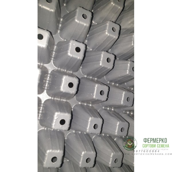 Табла за разсад 50 гнезда