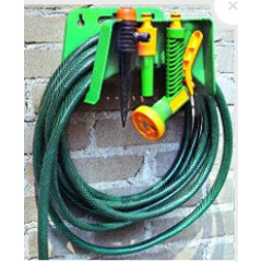 Стенен държач за маркуч