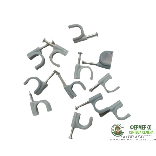 Пластмасов държяч за маркуч с пиронче. Подходящ за система за мъглуване